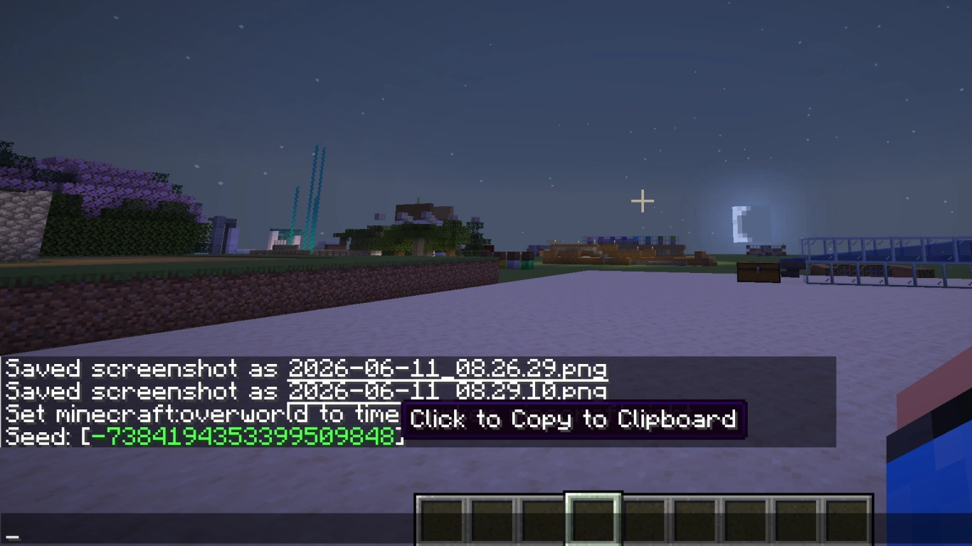 Minecraft chat history with saved commands and click interactions
